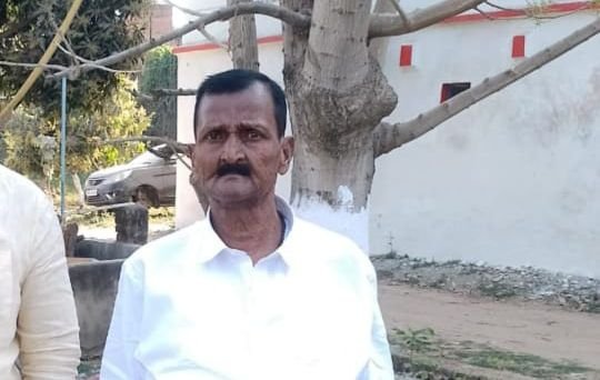 बेटी की विदाई सह न सका पिता का दिल, बेटी की डोली उठते ही सज गई पिता की अर्थी 9 image editor output image182473465 1747061421742460411134500810131 बेटी की विदाई सह न सका पिता का दिल, बेटी की डोली उठते ही सज गई पिता की अर्थी