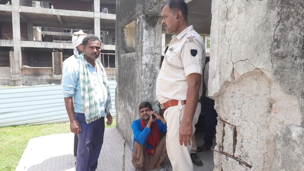 लव मैरिज के 18 दिन बाद नाबालिग नवविवाहिता की हत्या, दहेज में मांगे थे 10 लाख और बुलेट बाइक 10 img 20250508 wa00299051543460805130056 लव मैरिज के 18 दिन बाद नाबालिग नवविवाहिता की हत्या, दहेज में मांगे थे 10 लाख और बुलेट बाइक