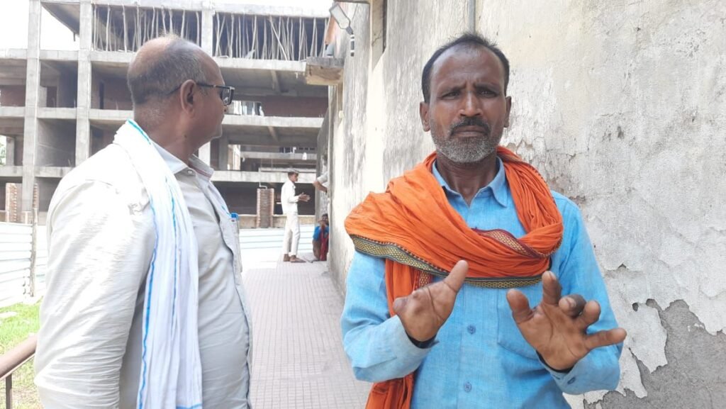 लव मैरिज के 18 दिन बाद नाबालिग नवविवाहिता की हत्या, दहेज में मांगे थे 10 लाख और बुलेट बाइक 9 img 20250508 wa00312060866541722508366 लव मैरिज के 18 दिन बाद नाबालिग नवविवाहिता की हत्या, दहेज में मांगे थे 10 लाख और बुलेट बाइक