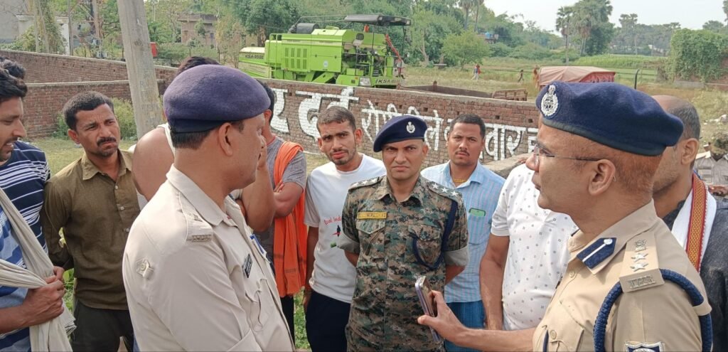 गया जिले के वजीरगंज में डबल मर्डर: जमीन विवाद में पिता-पुत्र की गोली मारकर हत्या, जांच में जुटी पुलिस 9 img 20250517 wa0040634561432883254168 गया जिले के वजीरगंज में डबल मर्डर: जमीन विवाद में पिता-पुत्र की गोली मारकर हत्या, जांच में जुटी पुलिस