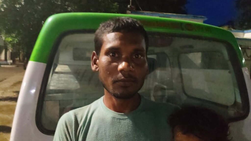 बेलागंज सामुदायिक स्वास्थ्य केंद्र में बंध्याकरण के बाद महिला की मौत, परिजनों का हंगामा – लापरवाही पर उठे सवाल 9 img 20250715 wa00145361148030500354282 बेलागंज सामुदायिक स्वास्थ्य केंद्र में बंध्याकरण के बाद महिला की मौत, परिजनों का हंगामा – लापरवाही पर उठे सवाल