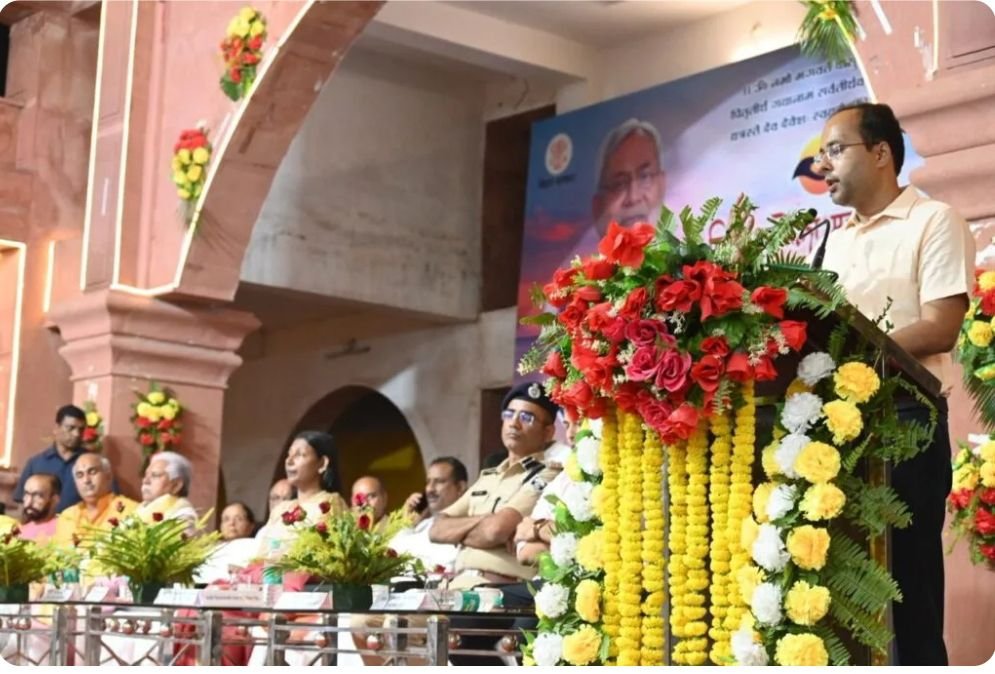 screenshot 2025 09 21 22 28 20 139 edit com8708917599707555377 विश्वप्रसिद्ध पितृपक्ष मेला महासंगम 2025 रचा इतिहास, 30 लाख श्रद्धालु पहुंचे गया जी